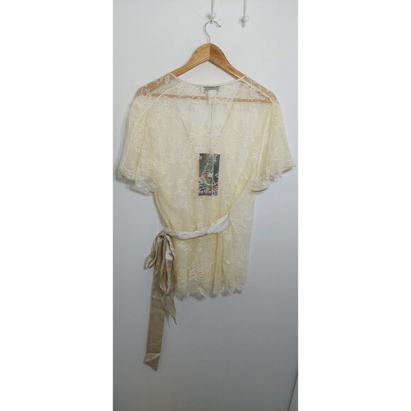Diane Von Furstenberg DVF Women's Size 1X Lace Wrap Top Silk FLAWED Ivory Color - Picture 6 of 14